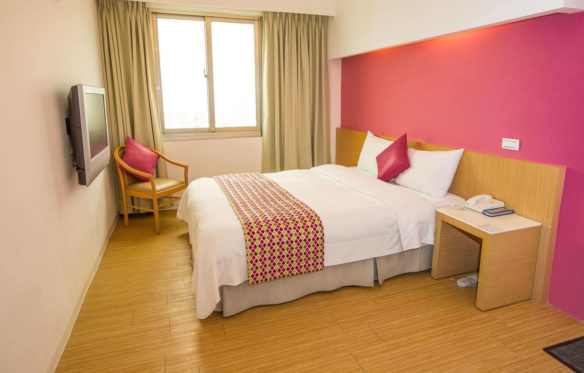 Hotel Ever Spring - Penghu Magong Buitenkant foto